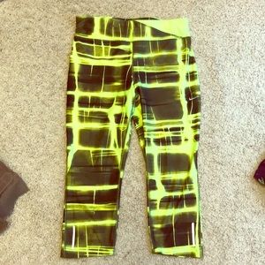 Nike Size medium yellow and black capris!!